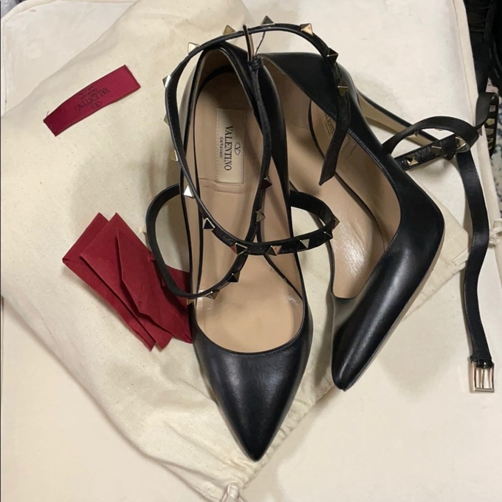 Valentino Rockstud leather shoes w ankle strap